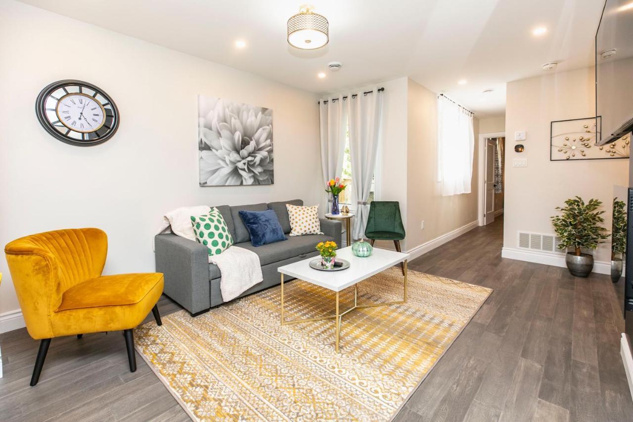 Luxury 1Br With King Bed - Steps From Byward Market! Appartement Ottawa Buitenkant foto