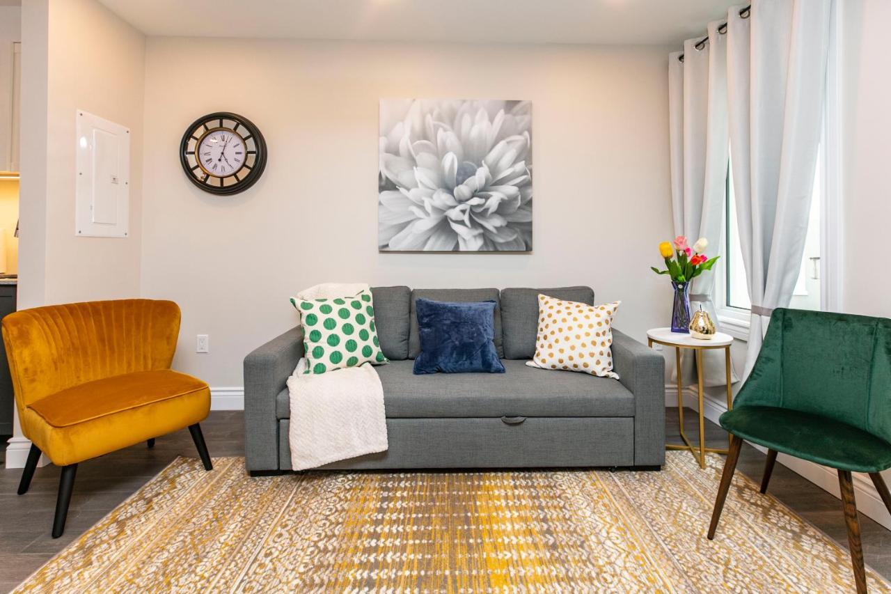 Luxury 1Br With King Bed - Steps From Byward Market! Appartement Ottawa Buitenkant foto