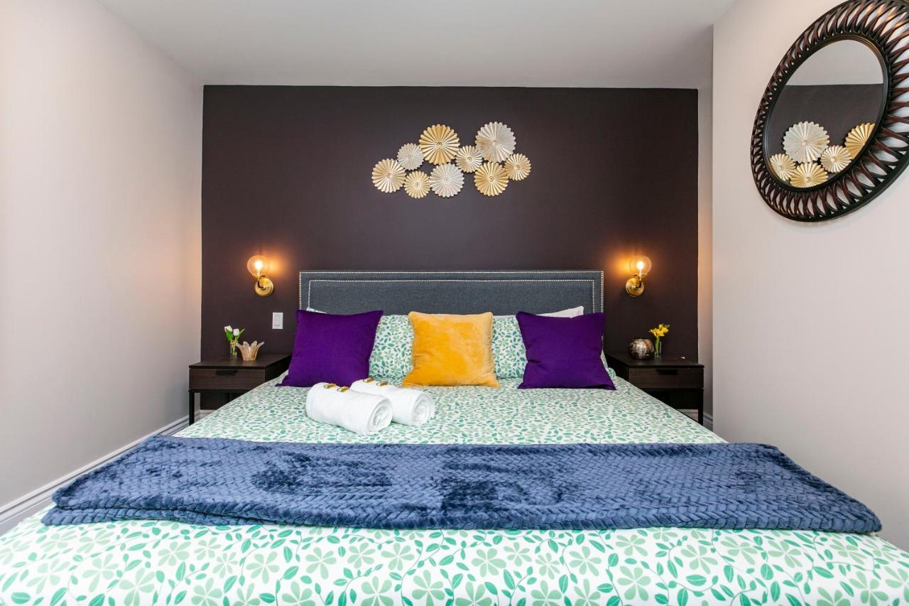 Luxury 1Br With King Bed - Steps From Byward Market! Appartement Ottawa Buitenkant foto